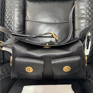 NWT Coach haversack large leather Turnlock shoulder bag style number CDZ12